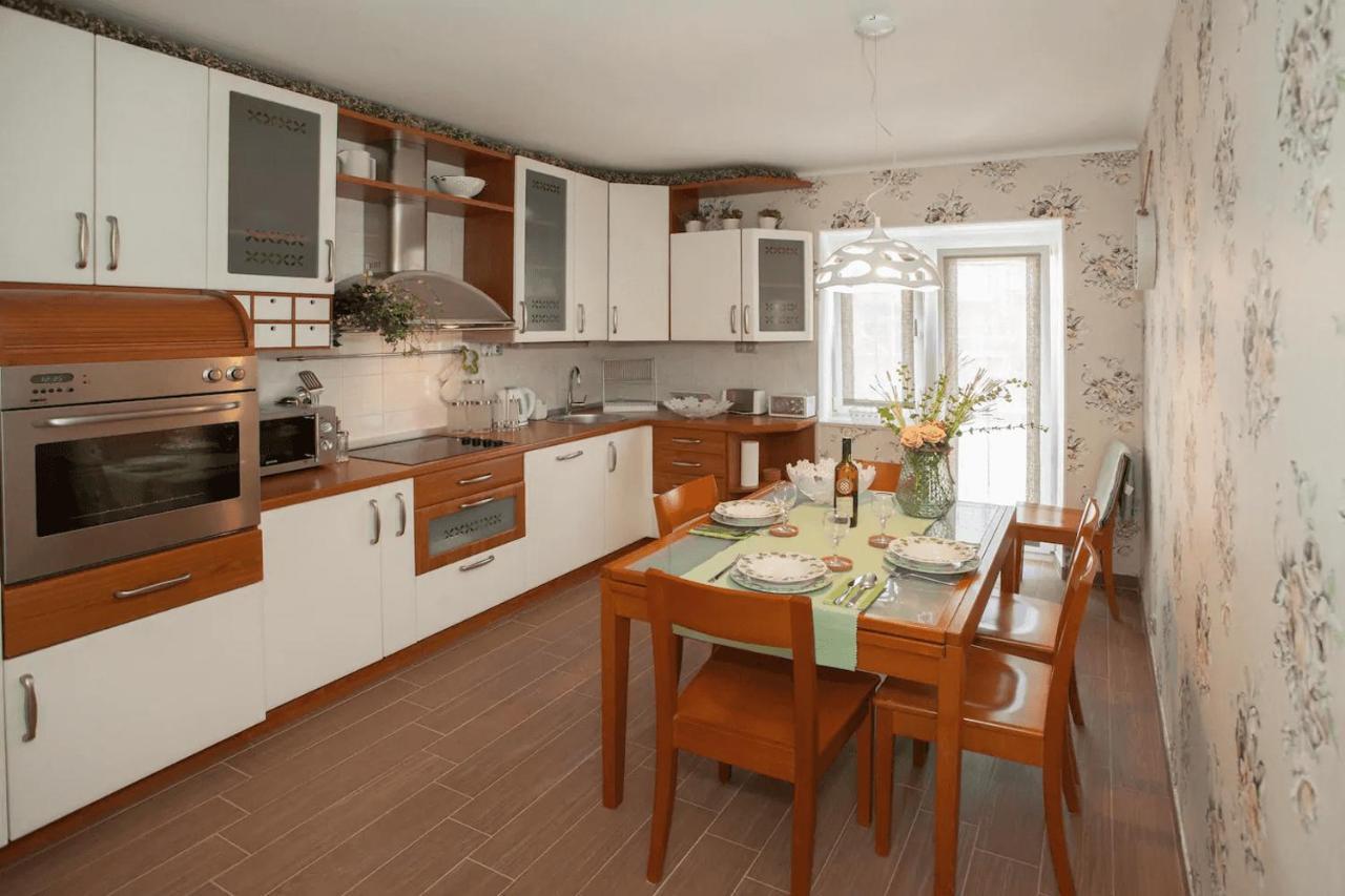 Beach Apartment Butterfly With Sea View سبليت المظهر الخارجي الصورة