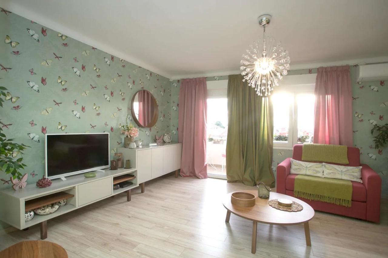 Beach Apartment Butterfly With Sea View سبليت المظهر الخارجي الصورة