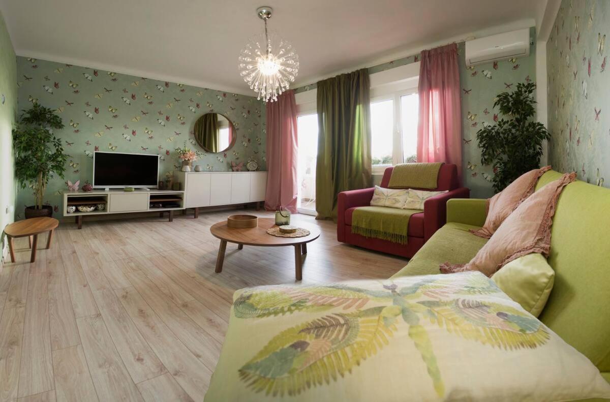 Beach Apartment Butterfly With Sea View سبليت المظهر الخارجي الصورة